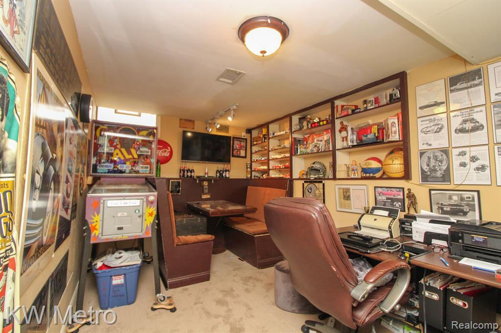 47037 REENE Drive, Belleville, MI 48111 — Photo 55