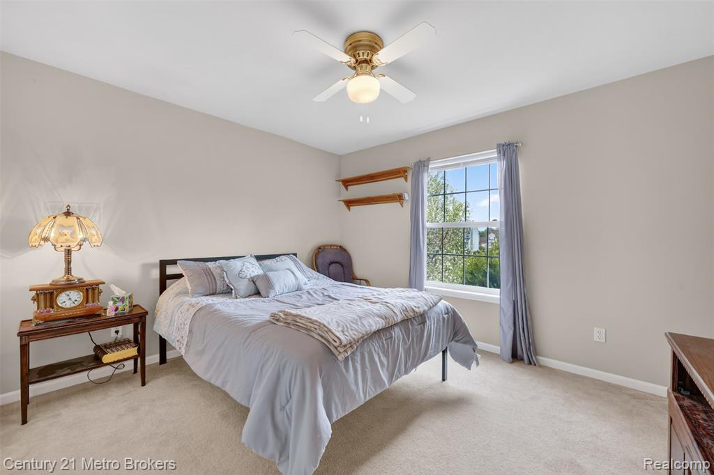 5265 Genesee Oaks Court, Grand Blanc, MI 48439 — Photo 38