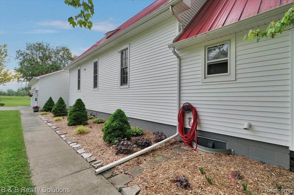 6624 Jefferson Road, North Branch, MI 48461 — Photo 28