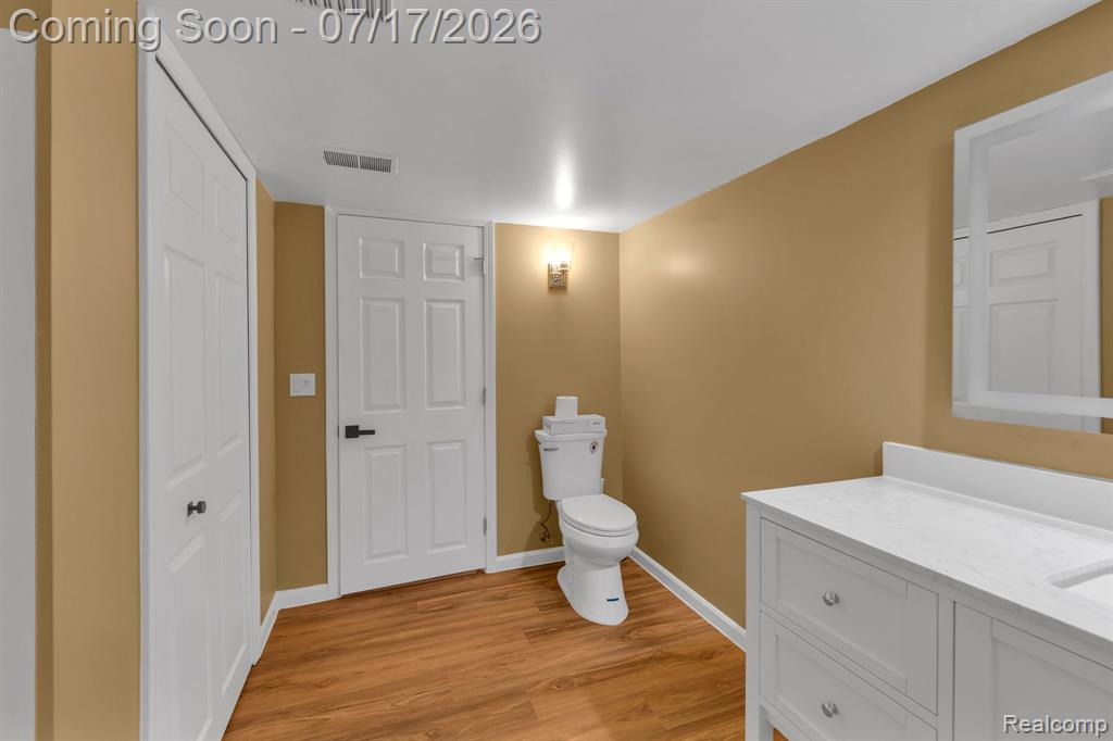 6081 Beachwood Drive, West Bloomfield, MI 48324 — Photo 50