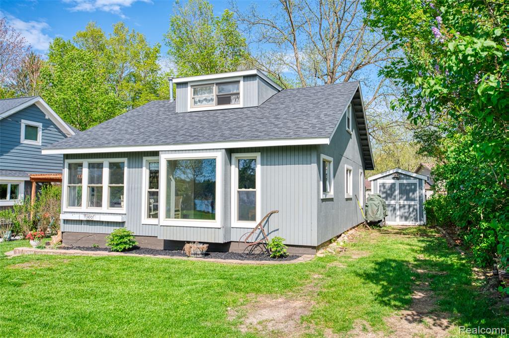 7490 Noahs Landing, Gregory, MI 48137 — Photo 42