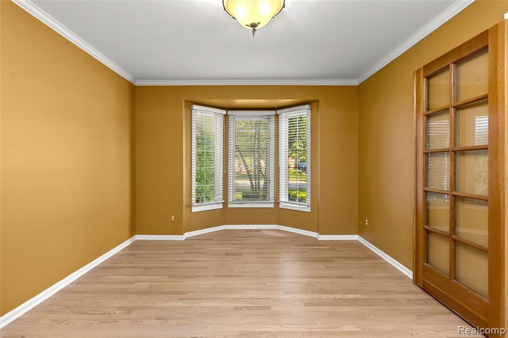 5648 Whitfield Drive, Troy, MI 48098 — Photo 12