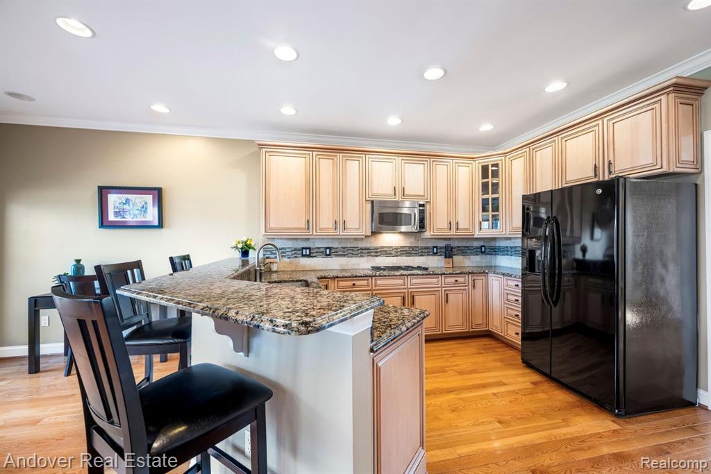 44628 BROADMOOR Circle N, Northville, MI 48168 — Photo 22