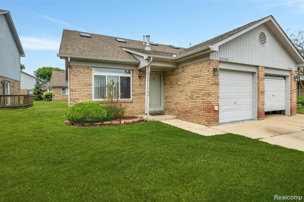 23468 STOFLET Lane, Trenton, MI 48183 — Photo 3