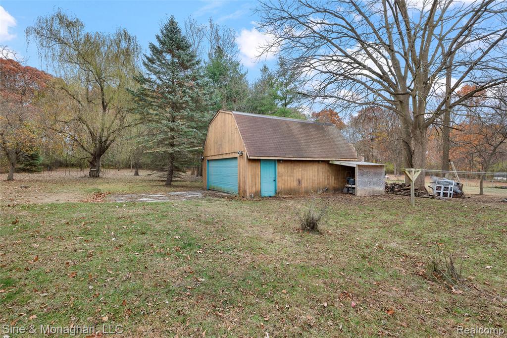 550 Hillcliff Drive, Waterford, MI 48328 — Photo 27