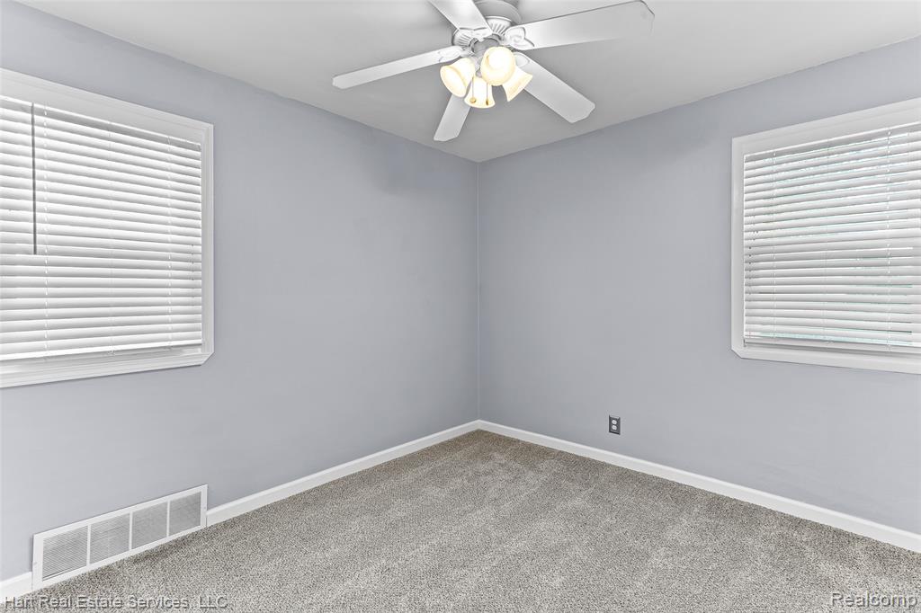615 Garfield Avenue, Lincoln Park, MI 48146 — Photo 13