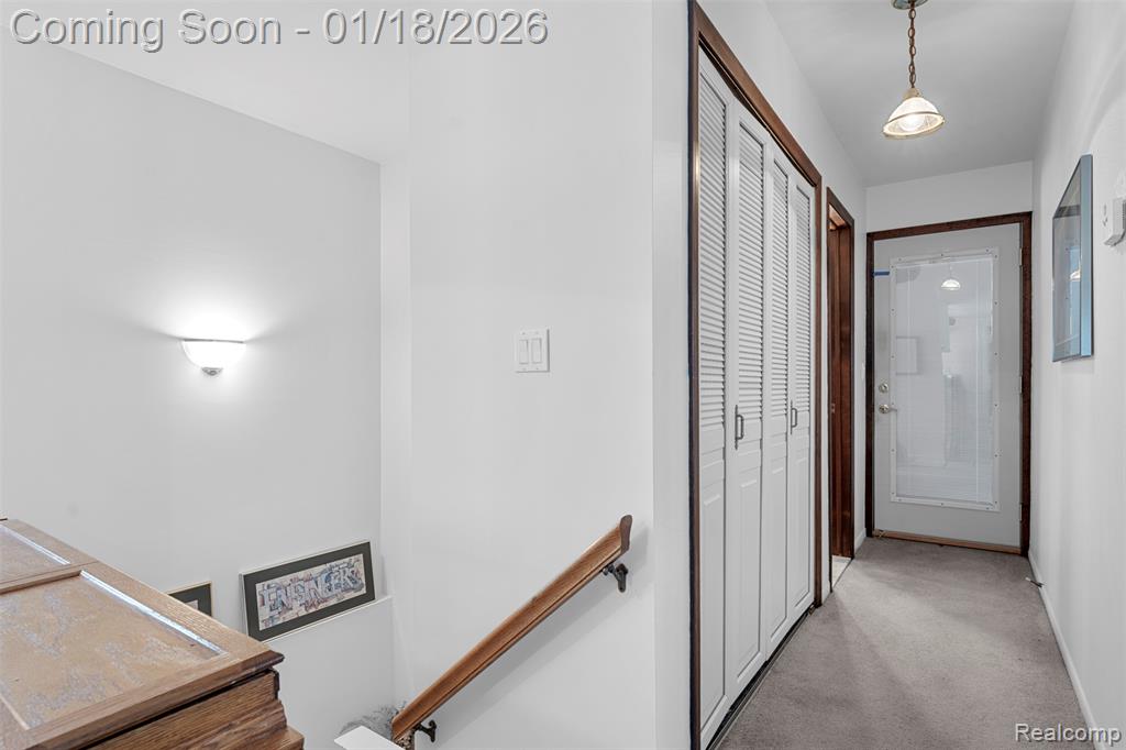 30352 Windsor, 21, Rockwood, MI — Photo 11
