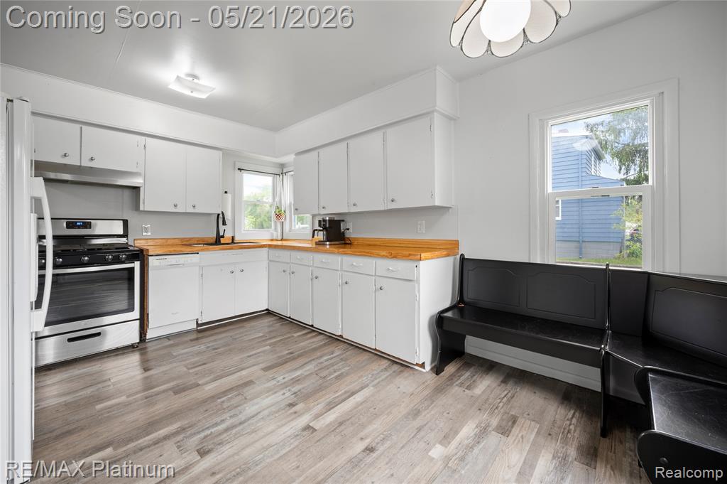 6116 Lapeer Road, Burton, MI 48509 — Photo 9