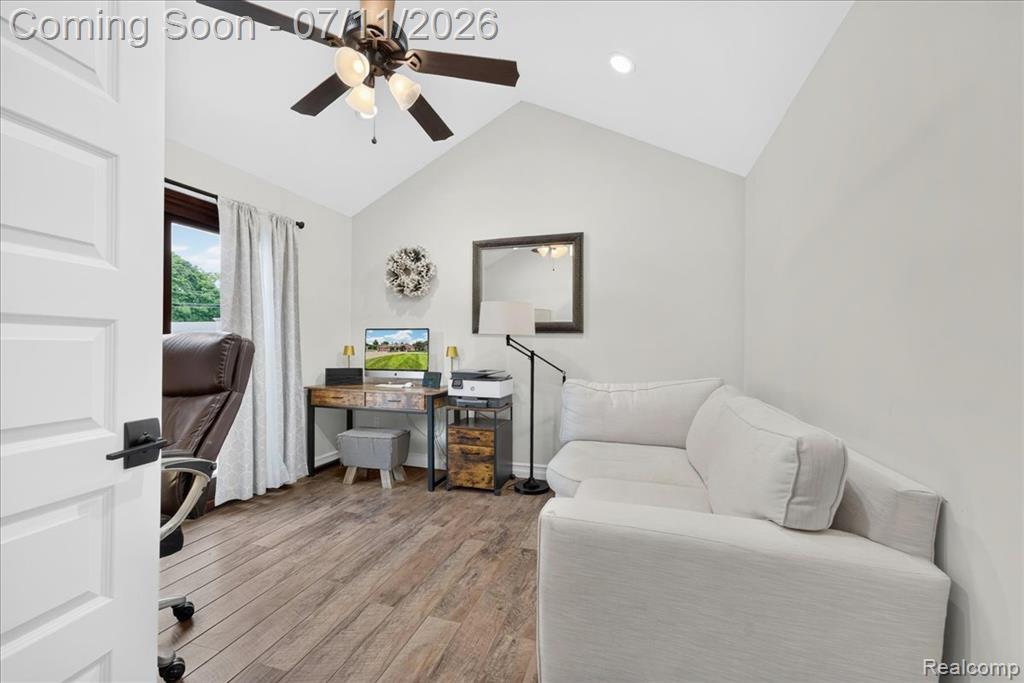 23750 E River Road, Grosse Ile, MI 48138 — Photo 30