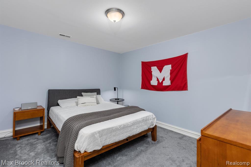 578 WOODLAND Street, Birmingham, MI 48009 — Photo 42
