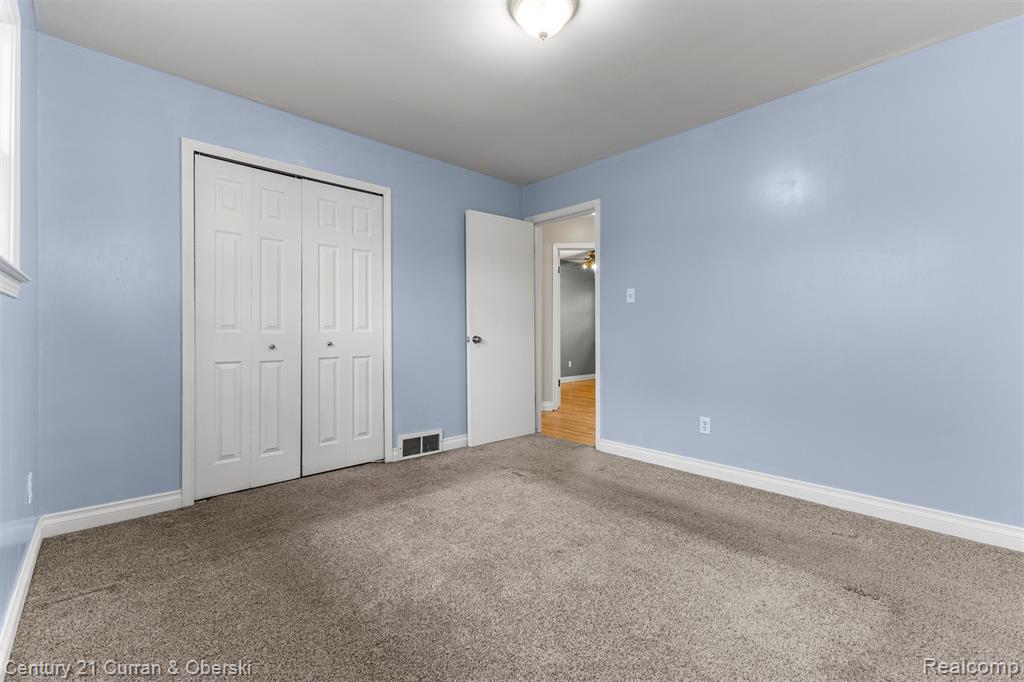 304 Draper Avenue, Pontiac, MI 48341 — Photo 21