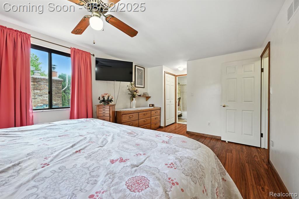 2594 Pepper Court, Hartland, MI 48353 — Photo 13