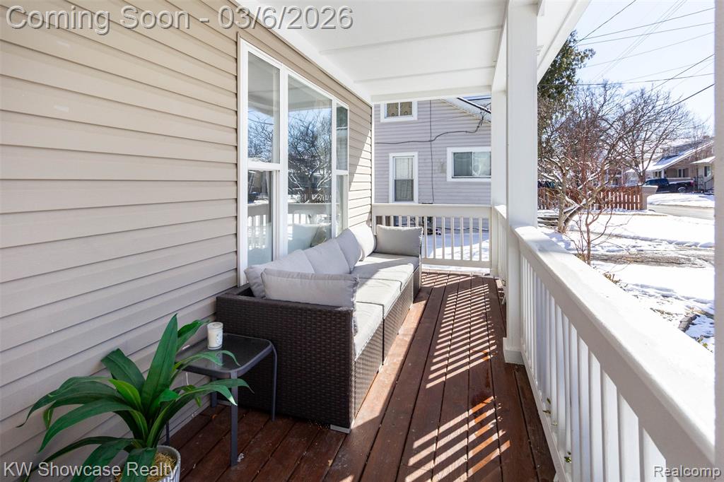 1747 Beechmont Street, Keego Harbor, MI 48320 — Photo 5