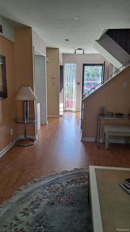 1 W WILLIAMSBURG TOWNE Street E, Southfield, MI 48075 — Photo 5