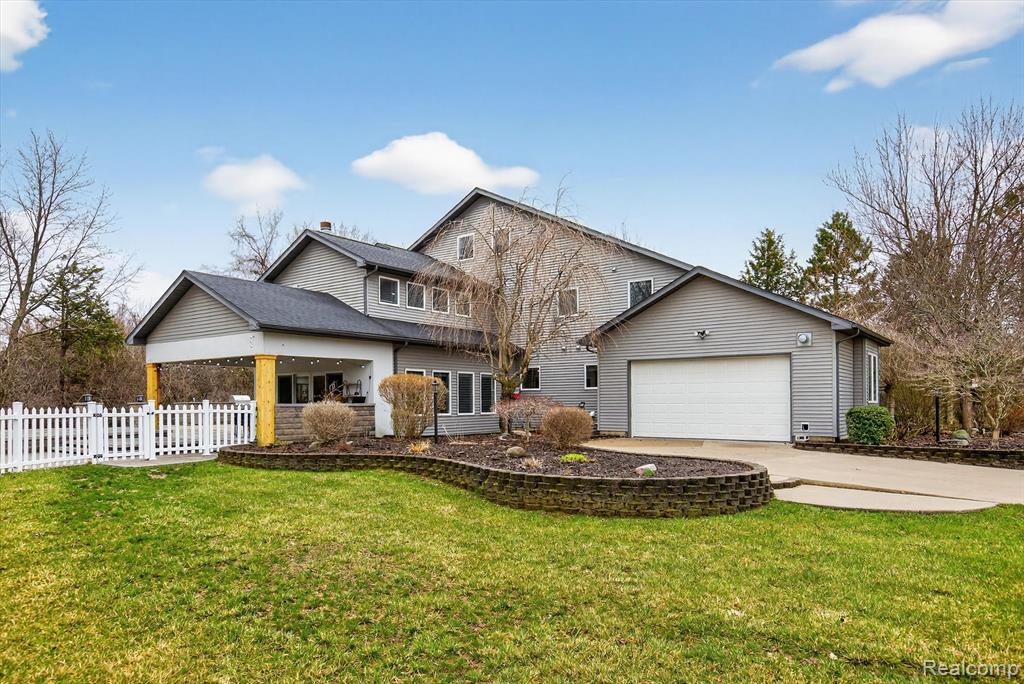 552 N McKinley Road, Flushing, MI 48433 — Photo 4