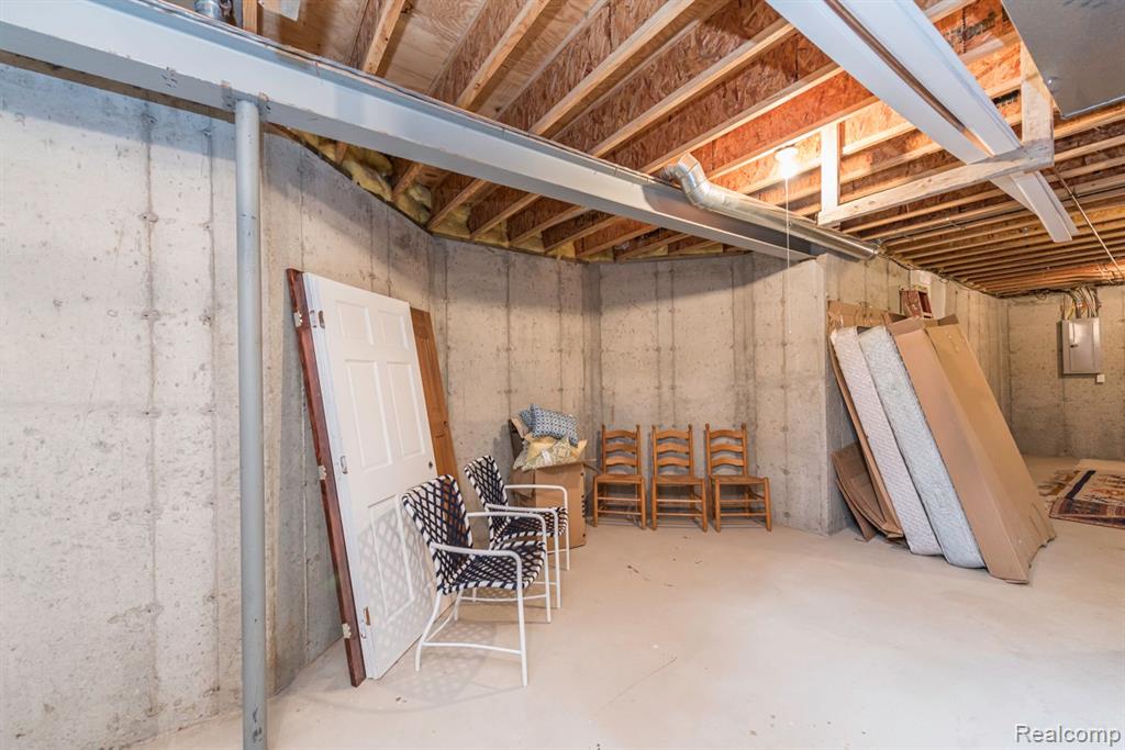 5628 DEER RUN Lane, Dexter, MI 48130 — Photo 33