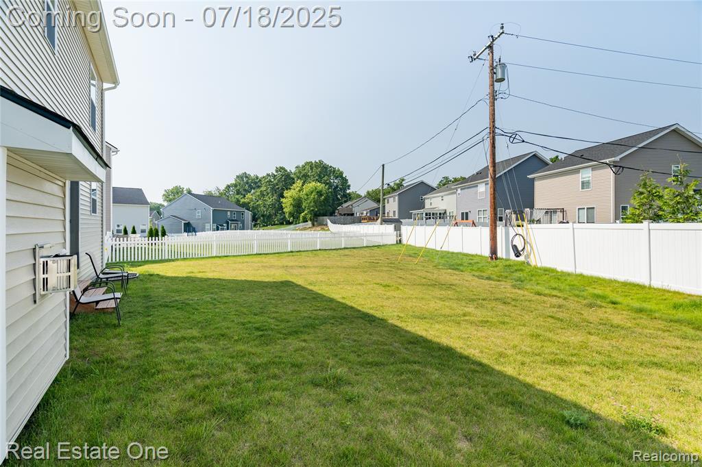 520 Lake Village, Waterford, MI 48328 — Photo 37