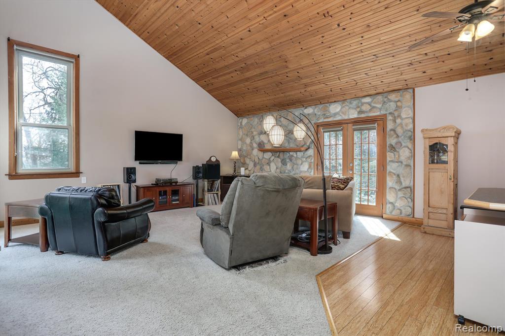 4985 MOHAWK Avenue, Clarkston, MI 48348 — Photo 14