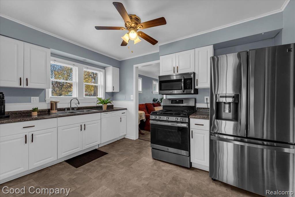 5830 HURON Street, Taylor, MI 48180 — Photo 11