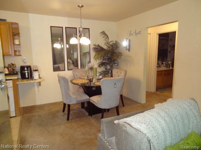 7448 CENTRAL Street, 10, Westland, MI — Photo 5