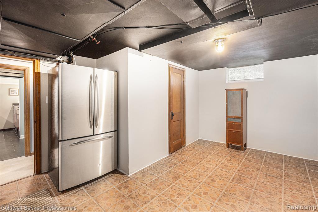 1358 Harvard Road, Grosse Pointe Park, MI 48230 — Photo 35