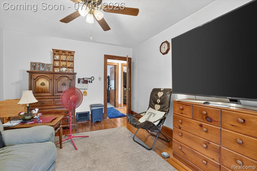 500 E Vienna Street, Clio, MI 48420 — Photo 22