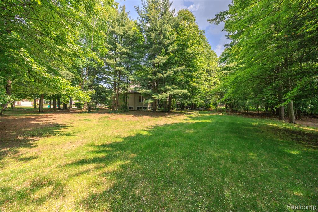 3409 Ancient Drive, Port Huron, MI 48060 — Photo 36