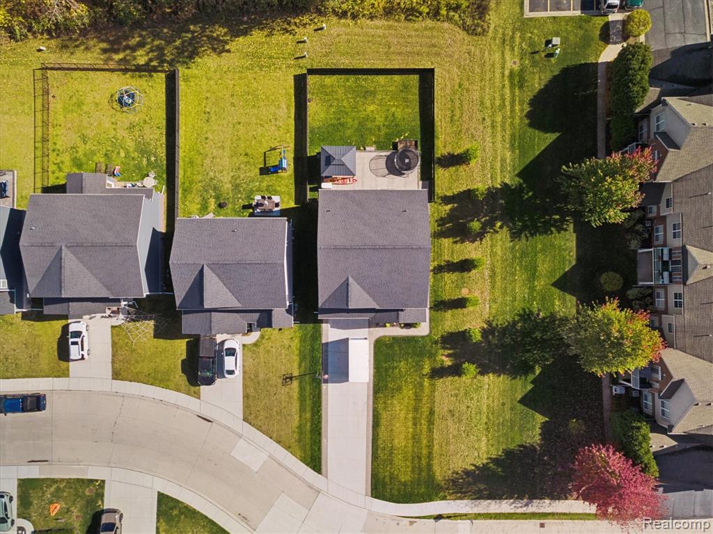 51300 Kirby Drive, New Baltimore, MI 48047 — Photo 75