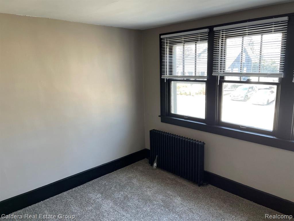 7888 CHAPOTON Street, Utica, MI 48317 — Photo 6