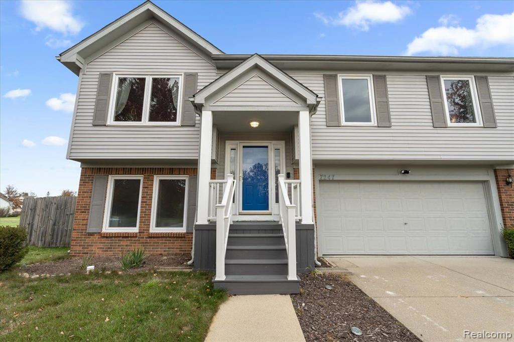 7247 SPY GLASS Lane, Ypsilanti, MI 48197 — Photo 2
