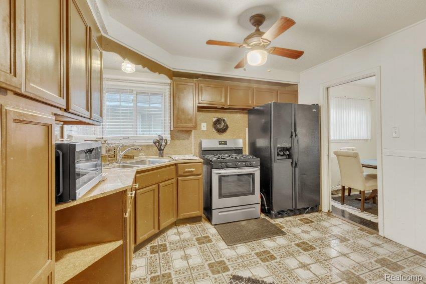 4941 Julius Boulevard, Westland, MI 48186 — Photo 5