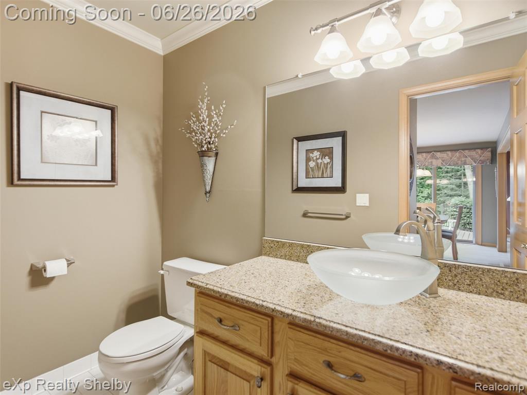 56432 Cromwell Court, Utica, MI 48316 — Photo 22
