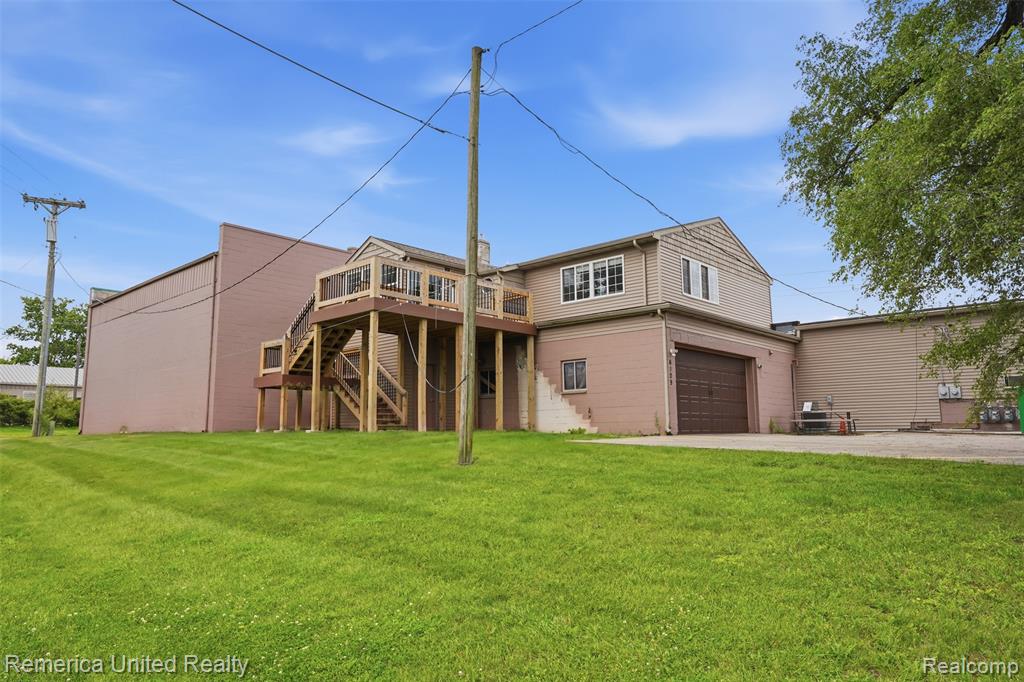 6109 Grand River Avenue, Brighton, MI 48114 — front exterior