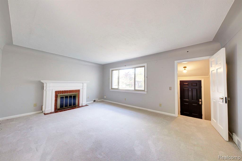 5324 Newberry Street, Wayne, MI 48184 — Photo 2