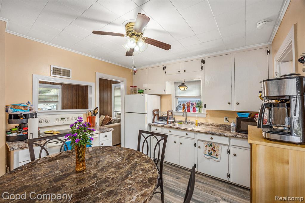 47565 Frederick Road, Shelby Twp, MI 48317 — Photo 8