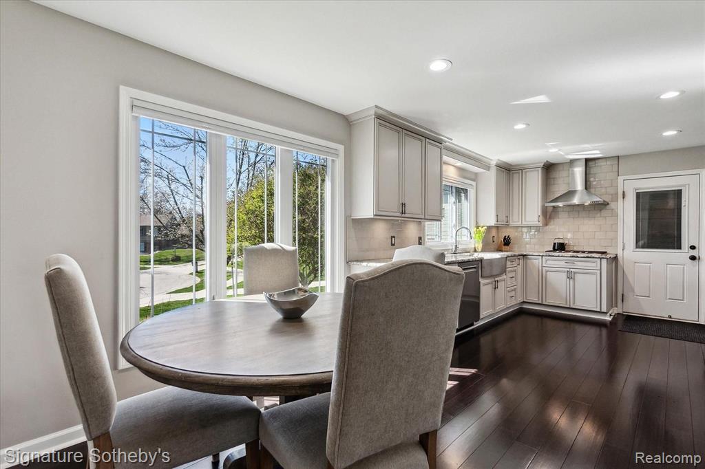 5896 HUNTERS GATE Drive, Troy, MI 48098 — Photo 5