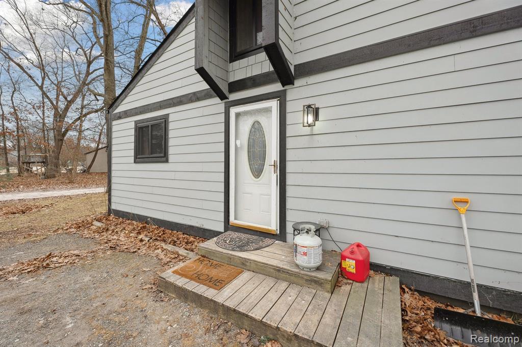 6491 WOODLAND Road, Whitmore Lake, MI 48189 — Photo 38