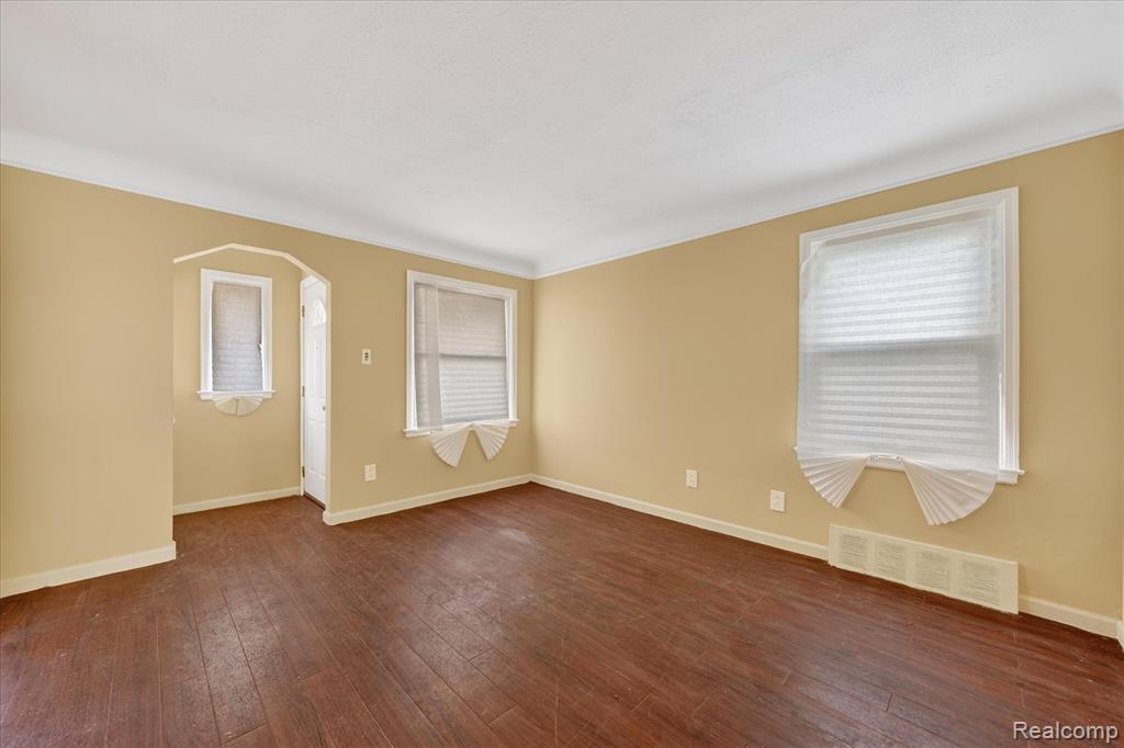 9178 Sussex Street, Detroit, MI 48228 — Photo 7