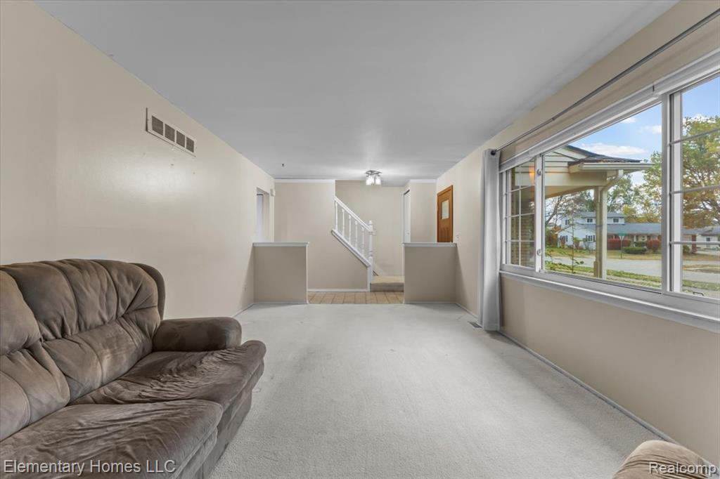 4879 Stoddard Drive, Troy, MI 48085 — Photo 4