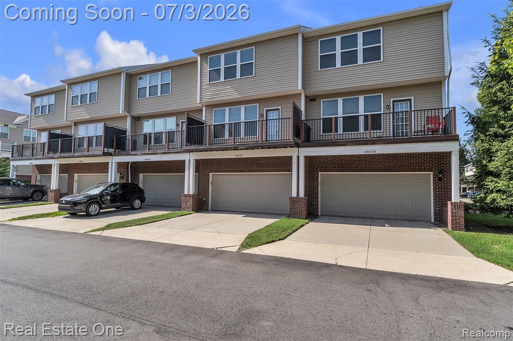 44656 Ellery Lane, Novi, MI 48377 — Photo 39