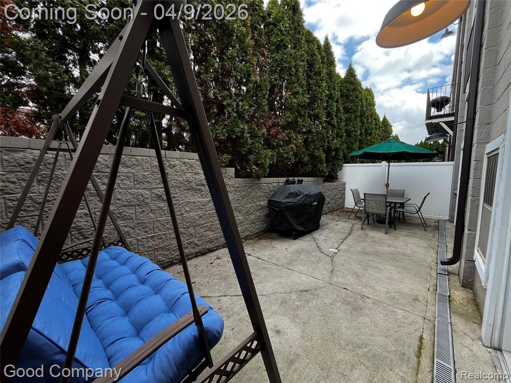 98 Northbound Gratiot, 5, Mount Clemens, MI 48043 — Photo 18