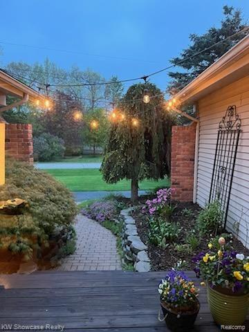 7339 ELLINGROVE Drive, White Lake, MI 48383 — Photo 44