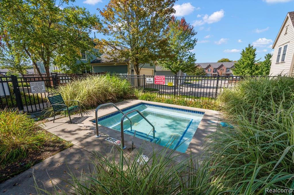 3875 Andover Avenue, Auburn Hills, MI 48326 — Photo 43