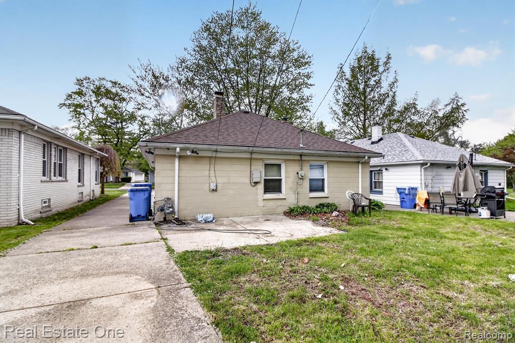 7420 Drexel Street, Dearborn Heights, MI 48127 — Photo 19