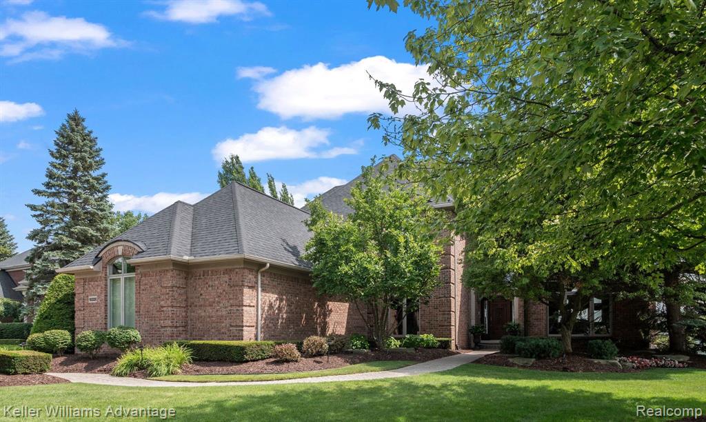 18328 Clairmont Circle E, Northville, MI 48168 — Photo 8