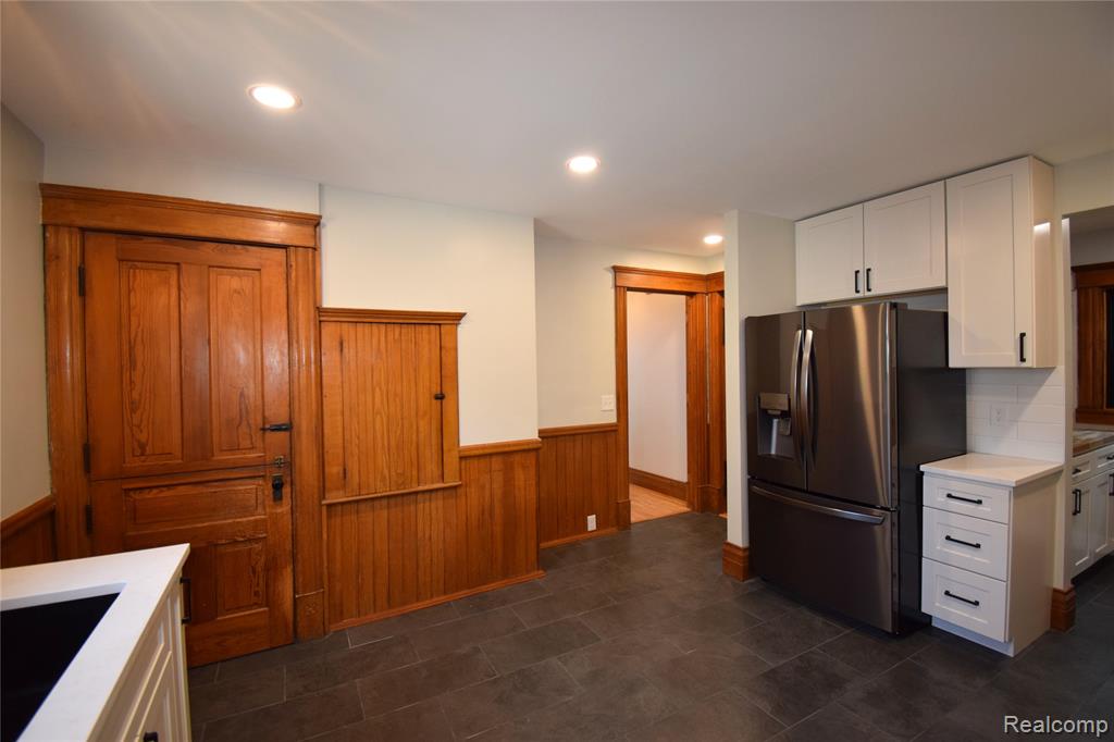 45669 Cass Avenue, Utica, MI 48317 — Photo 8