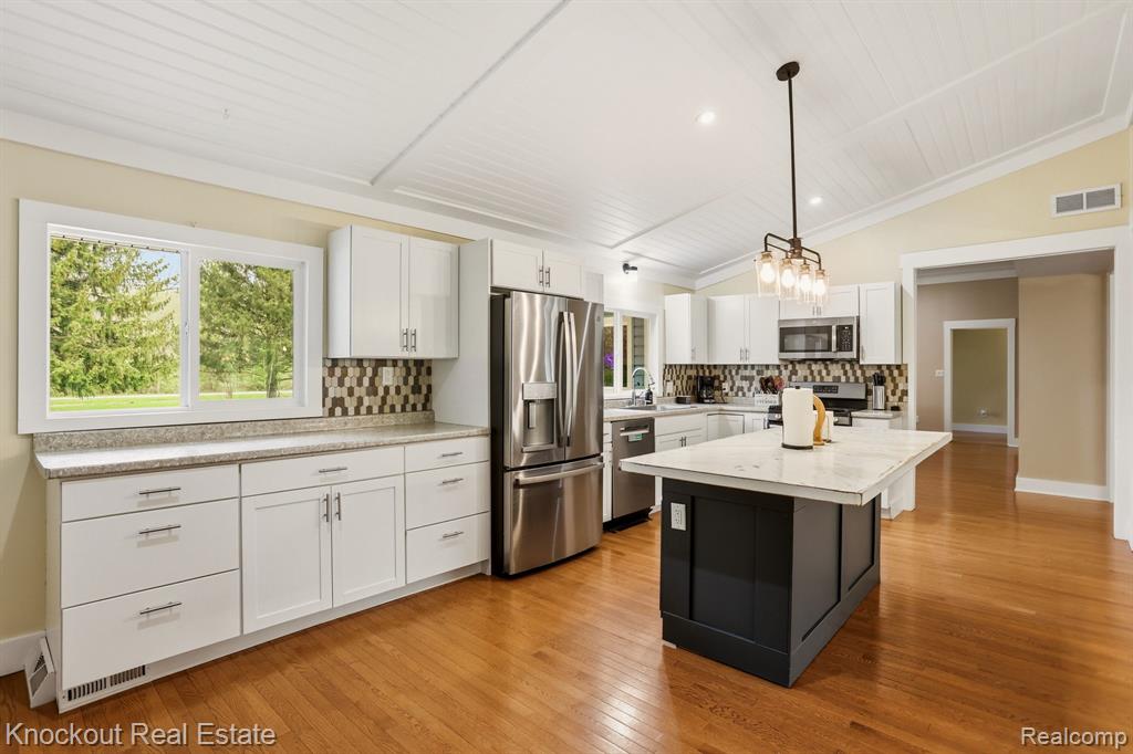 12452 Canada Road, Birch Run, MI 48415 — Photo 22