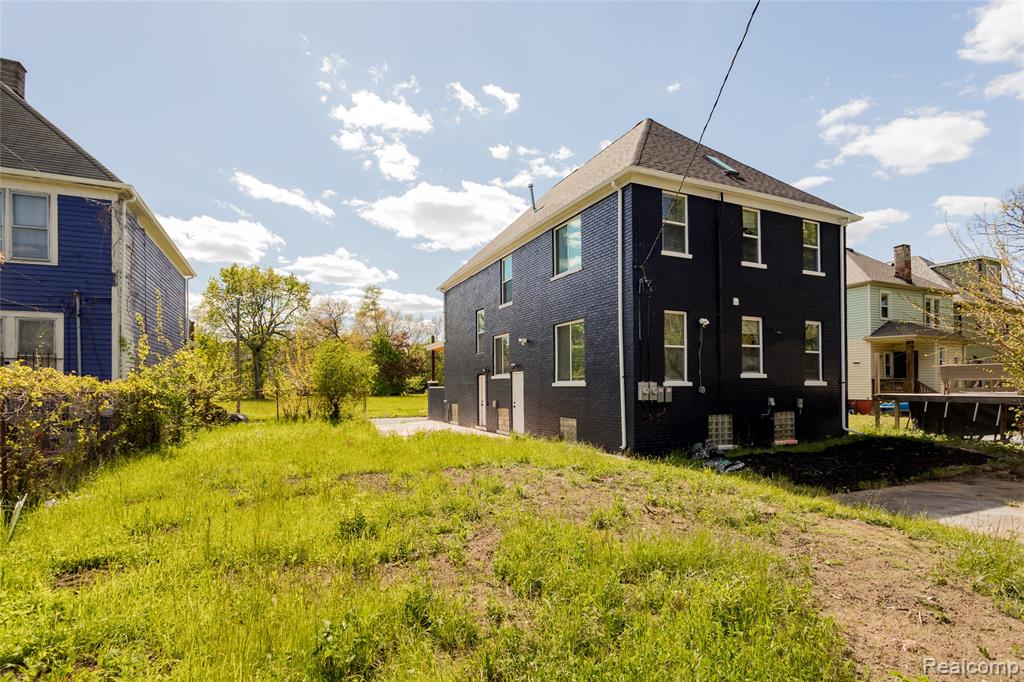 3450 Townsend Street, Detroit, MI 48214 — Photo 24