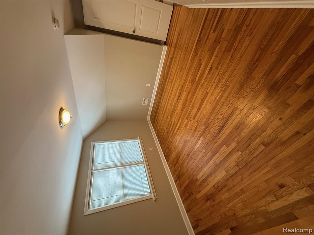 929 PRINCETON Road, Berkley, MI 48072 — Photo 30