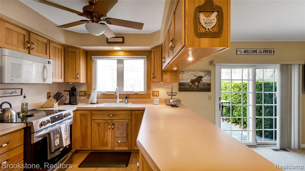 3992 Longmeadow Drive, Trenton, MI 48183 — Photo 9